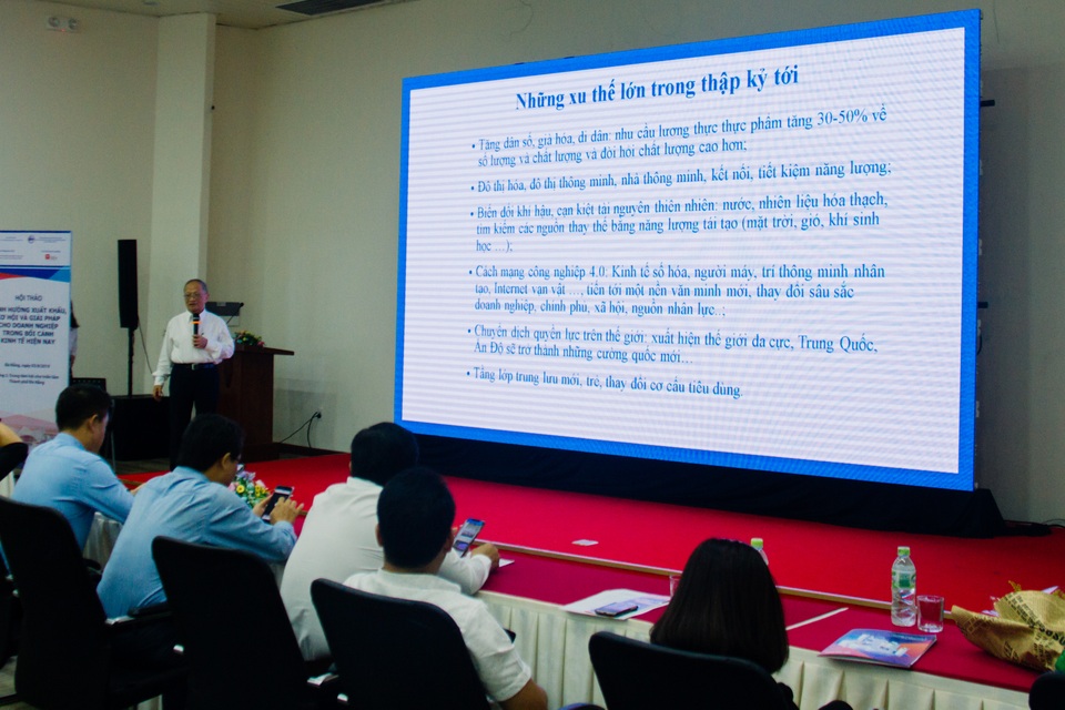 Trung Quốc siết nhập khẩu: Việt Nam phải gắng sức mở thị trường mới - 2 Trung Quốc siết nhập khẩu: Việt Nam phải gắng sức mở thị trường mới - 2