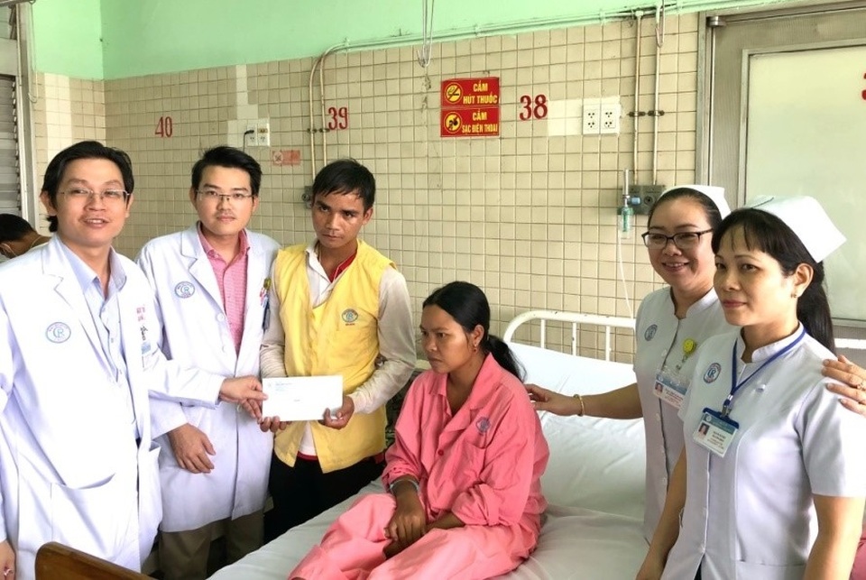 Bác sĩ góp tiền cứu bệnh nhân bị thai lưu, đột tử - 2 Bác sĩ góp tiền cứu bệnh nhân bị thai lưu, đột tử - 2
