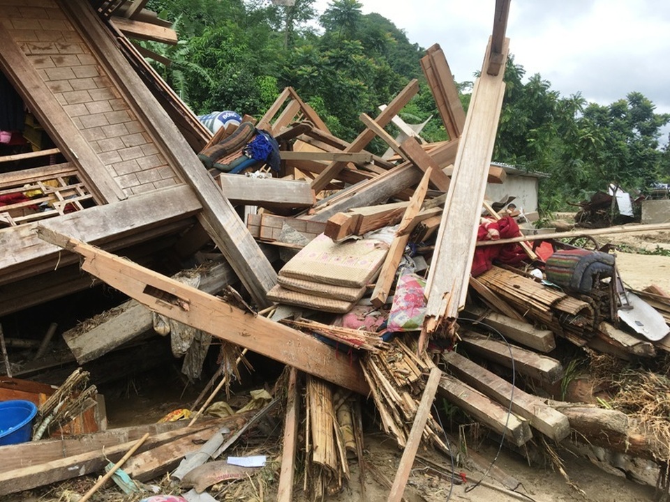 Òa khóc trước cảnh tan hoang sau cơn “đại hồng thủy” ở nơi đại ngàn - 16