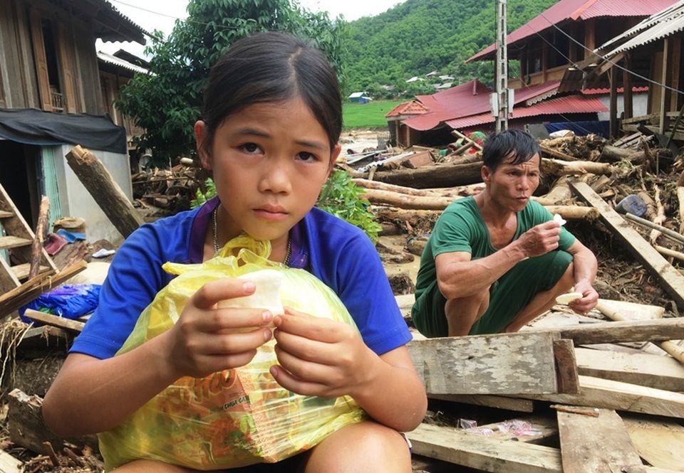 Òa khóc trước cảnh tan hoang sau cơn “đại hồng thủy” ở nơi đại ngàn - 15