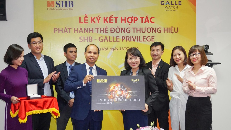 Galle Watch hợp tác cùng SHB phát hành thẻ đồng thương hiệu SGP cùng nhiều ưu đãi trong tháng 8 cho hội viên Galle Privilege - 1 Galle Watch hợp tác cùng SHB phát hành thẻ đồng thương hiệu SGP cùng nhiều ưu đãi trong tháng 8 cho hội viên Galle Privilege - 1