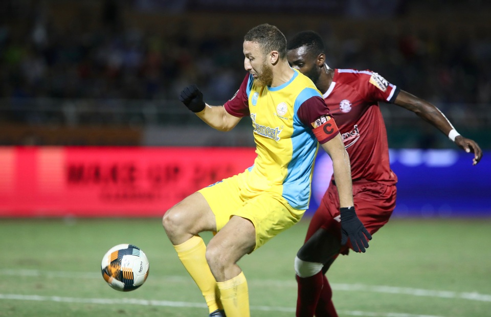 Vòng 19 V-League: Ngôi đầu đổi chủ và kẻ phá bĩnh Khánh Hòa - 2