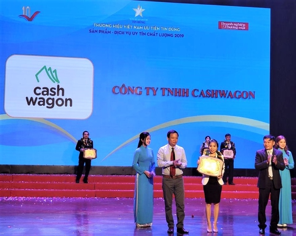 Cashwagon Top 10 Thương hiệu Việt Nam Tin Dùng - Sản phẩm, Dịch vụ Uy tín Chất lượng 2019 - 1 Cashwagon Top 10 Thương hiệu Việt Nam Tin Dùng - Sản phẩm, Dịch vụ Uy tín Chất lượng 2019 - 1