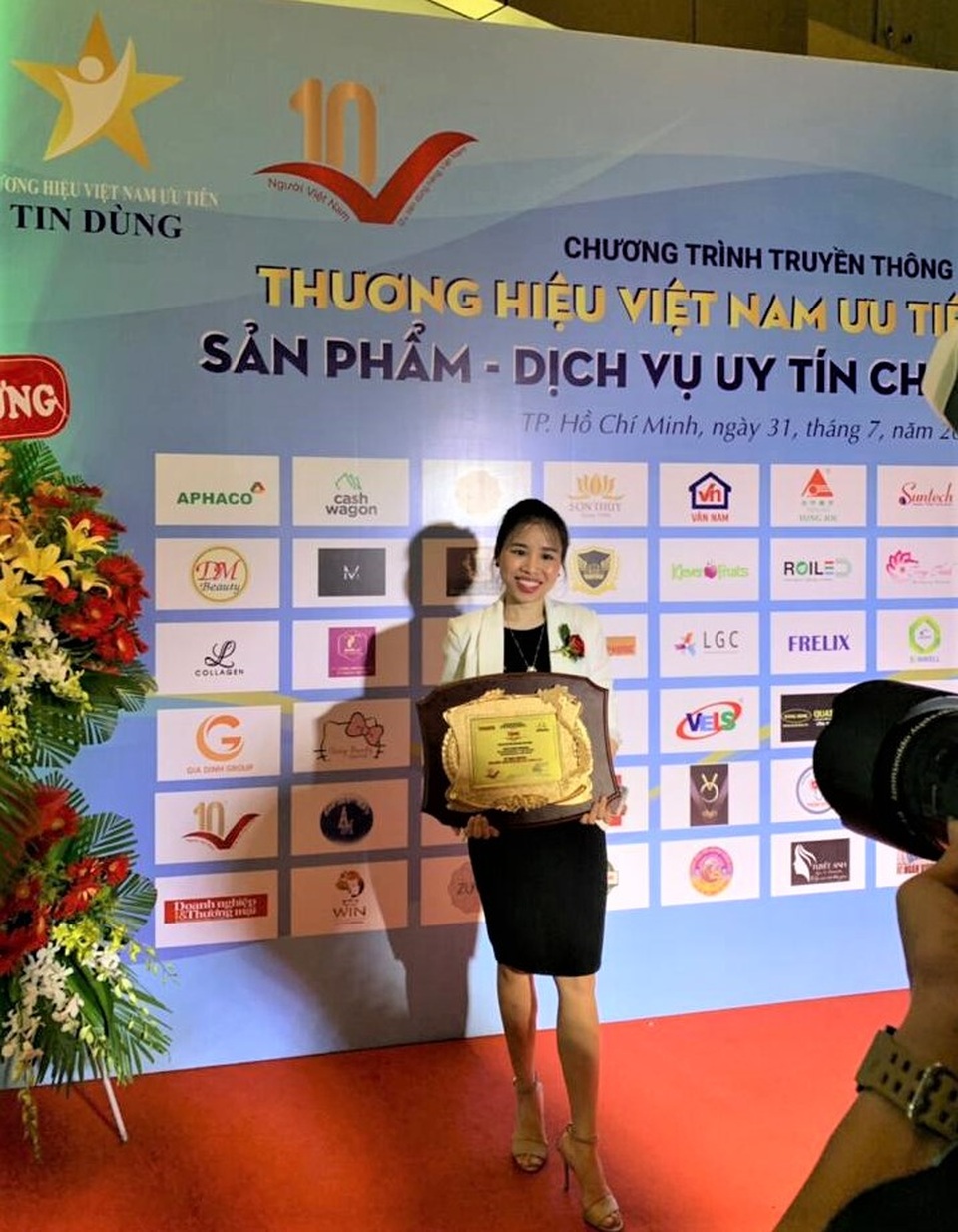 Cashwagon Top 10 Thương hiệu Việt Nam Tin Dùng - Sản phẩm, Dịch vụ Uy tín Chất lượng 2019 - 2 Cashwagon Top 10 Thương hiệu Việt Nam Tin Dùng - Sản phẩm, Dịch vụ Uy tín Chất lượng 2019 - 2