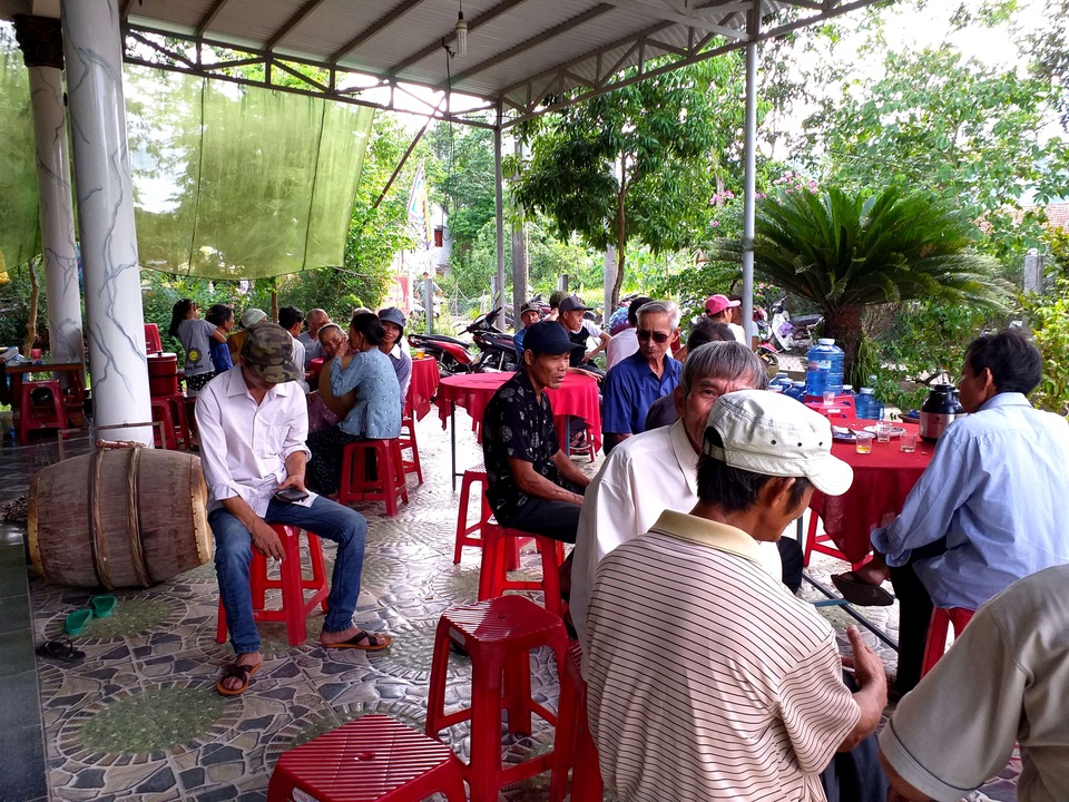 Người đàn ông tử vong vì cưa bom Người đàn ông tử vong vì cưa bom