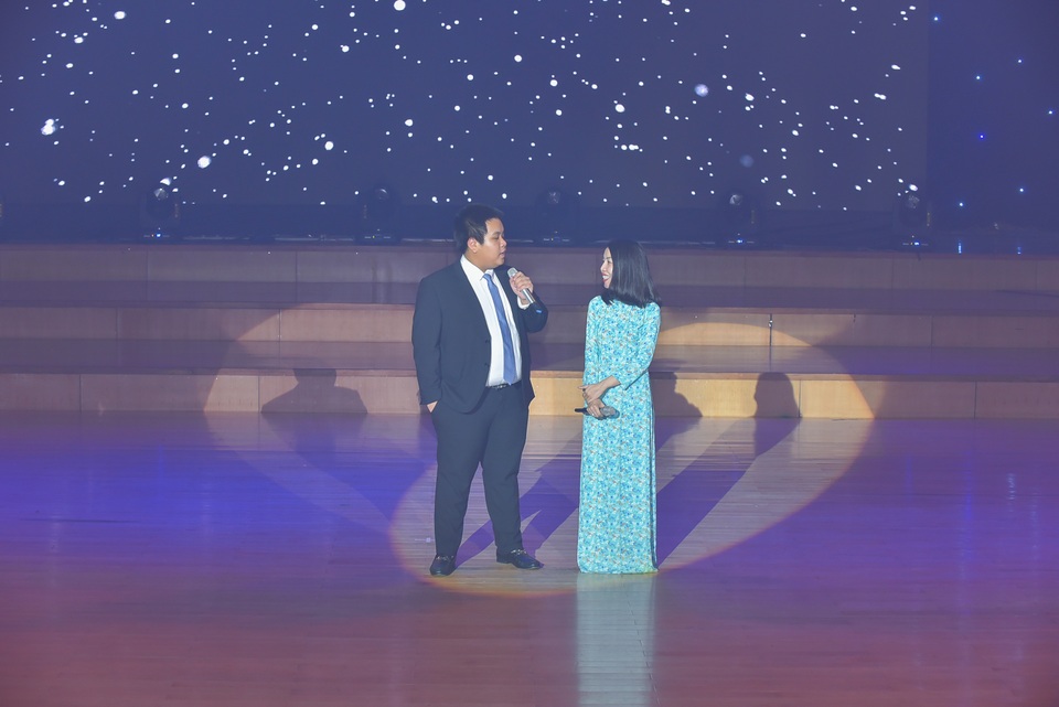 “Thần đồng” Đỗ Nhật Nam mang đến “giấc mơ cho em” qua đêm nhạc từ thiện - 2