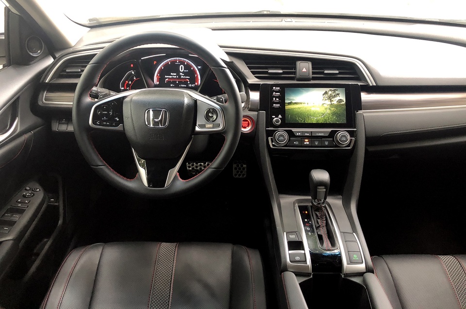 Honda Civic RS 2019 có gì cho người đam mê tốc độ? - 2 Honda Civic RS 2019 có gì cho người đam mê tốc độ? - 2