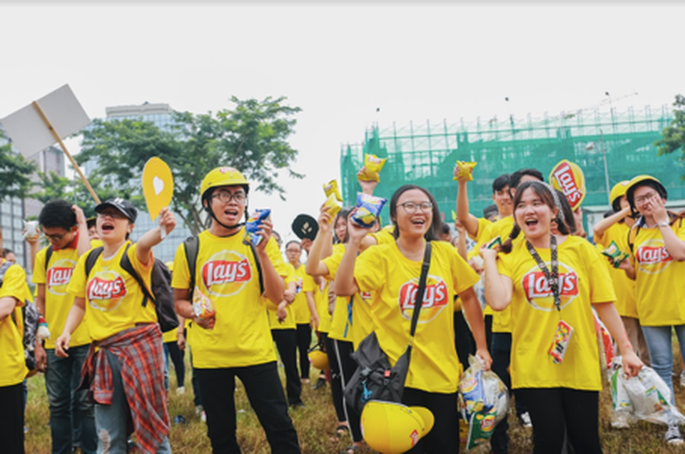 Giới trẻ Việt nhuộm vàng mạng xã hội cùng thông điệp “Ngày vàng lan toả niềm vui” - 8 Giới trẻ Việt nhuộm vàng mạng xã hội cùng thông điệp “Ngày vàng lan toả niềm vui” - 8