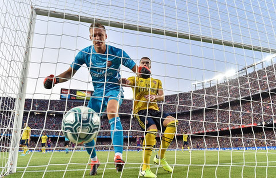 Barcelona 2-1 Arsenal: Luis Suarez ghi bàn quyết định - 2 Barcelona 2-1 Arsenal: Luis Suarez ghi bàn quyết định - 2
