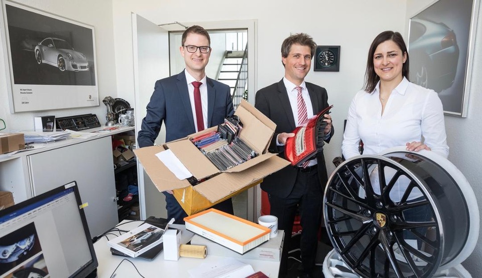 Porsche khẳng định phụ tùng trên Amazon, Alibaba và eBay cũng có hàng giả - 1 Porsche khẳng định phụ tùng trên Amazon, Alibaba và eBay cũng có hàng giả - 1
