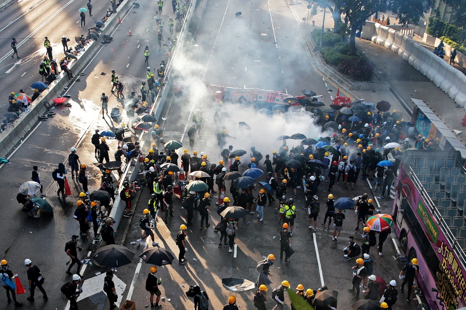 “Hong Kong đối mặt cuộc khủng hoảng lớn nhất từ khi được trao trả” - 1 “Hong Kong đối mặt cuộc khủng hoảng lớn nhất từ khi được trao trả” - 1
