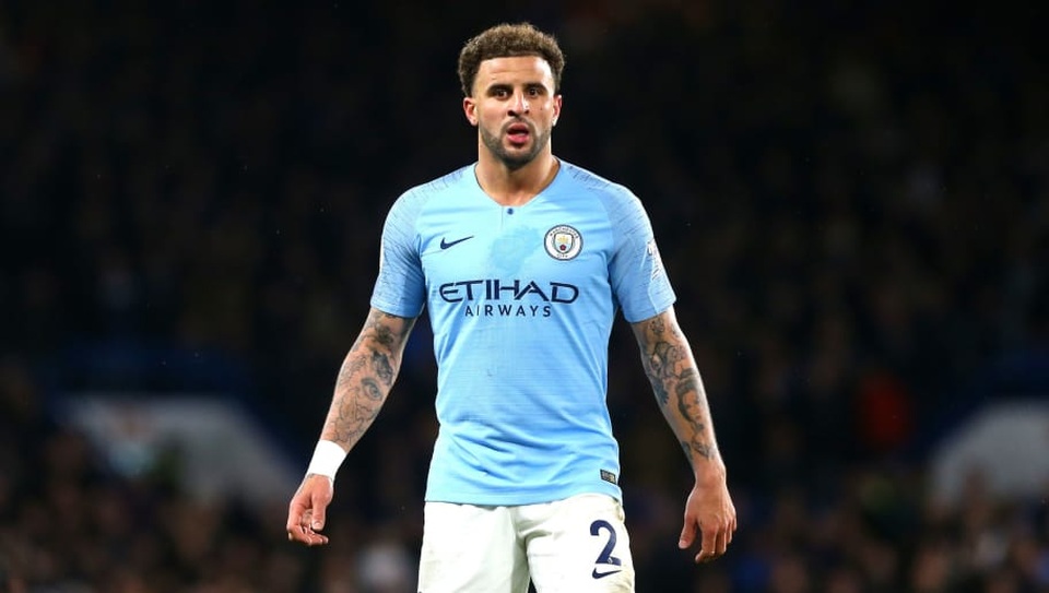 Cập bến MU, Harry Maguire lọt vào đội hình đắt giá nhất lịch sử bóng đá - 2