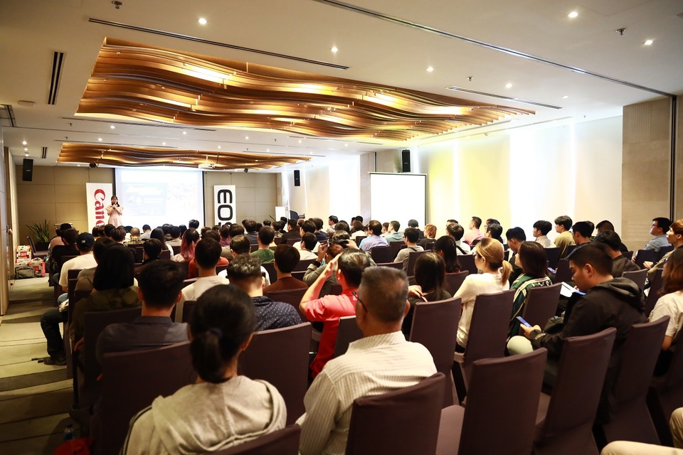 Làm sao ký được hợp đồng chụp ảnh thương mại với các tập đoàn đa quốc gia? - 1 Làm sao ký được hợp đồng chụp ảnh thương mại với các tập đoàn đa quốc gia? - 1