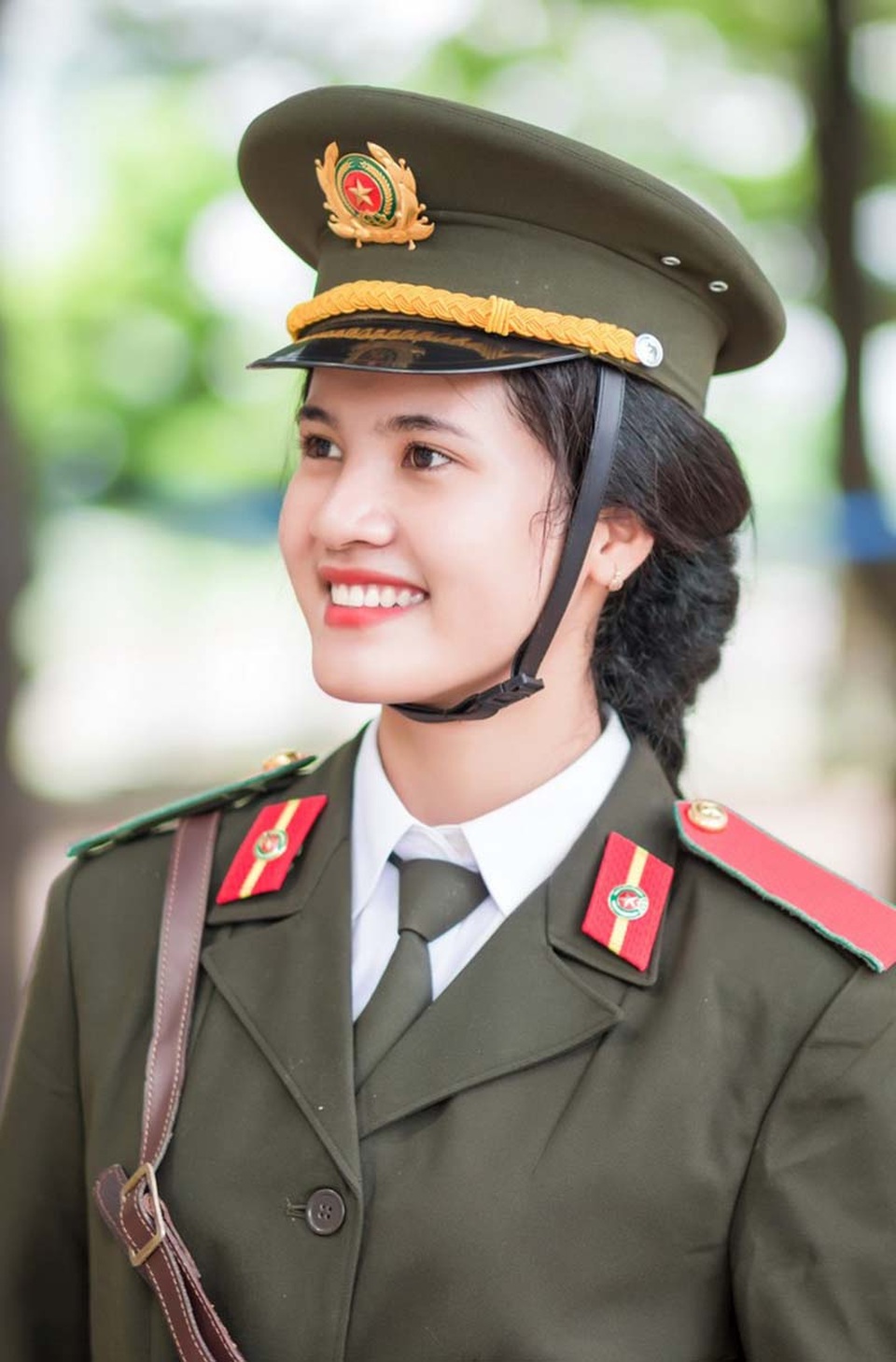 Hoa khôi Đại học An ninh hãnh diện vì có nét đẹp đặc trưng của người Khmer - 2 Hoa khôi Đại học An ninh hãnh diện vì có nét đẹp đặc trưng của người Khmer - 2