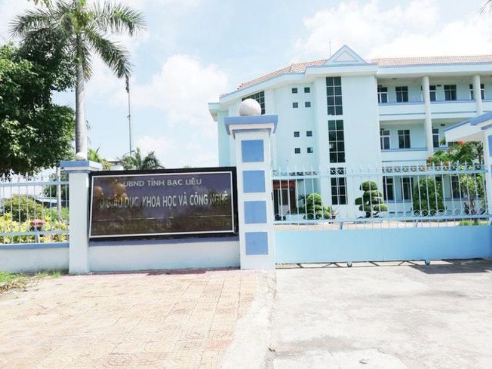 Phó giám đốc Sở Giáo dục Bạc Liêu bị kiện đòi bồi thường danh dự: Hòa giải không thành - 1 Phó giám đốc Sở Giáo dục Bạc Liêu bị kiện đòi bồi thường danh dự: Hòa giải không thành - 1