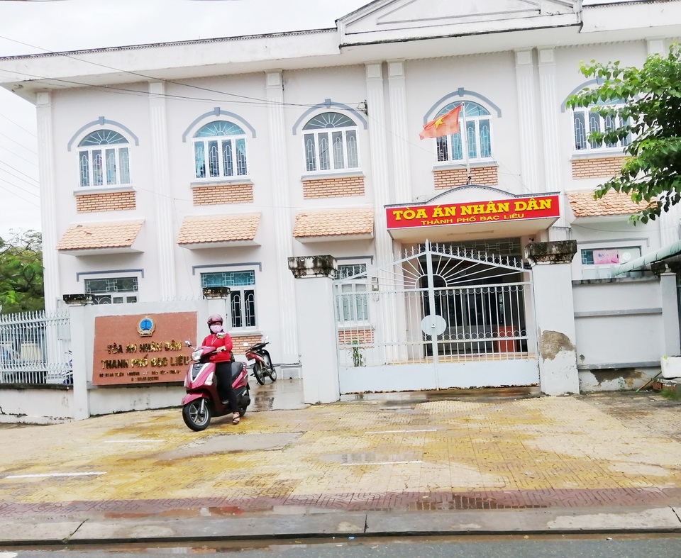 Phó giám đốc Sở Giáo dục Bạc Liêu bị kiện đòi bồi thường danh dự: Hòa giải không thành - 2 Phó giám đốc Sở Giáo dục Bạc Liêu bị kiện đòi bồi thường danh dự: Hòa giải không thành - 2