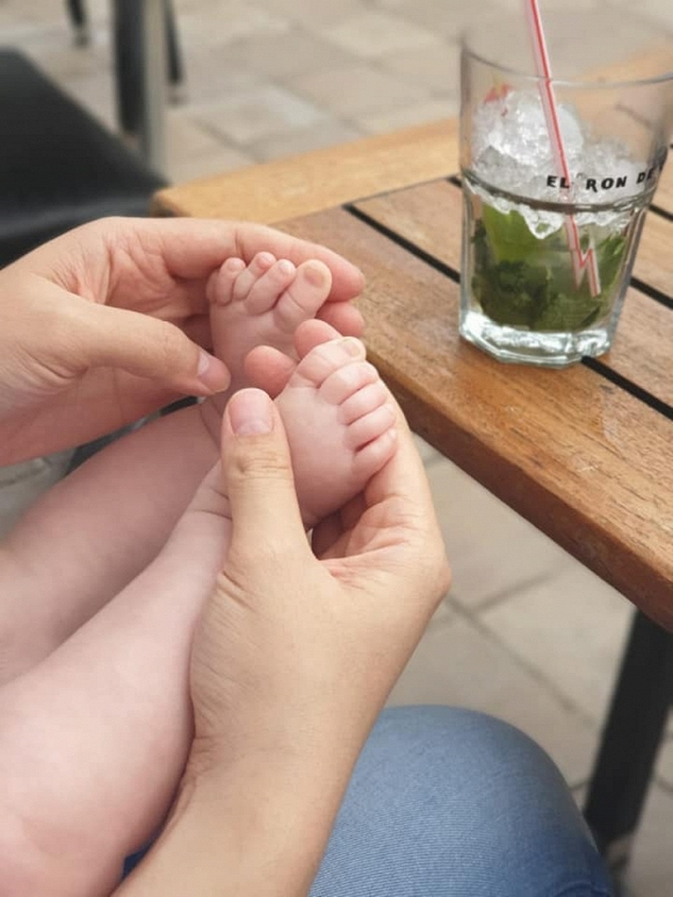 Hoa hậu Ngô Phương Lan nhập viện vì ngộ độc thức ăn - 3 Hoa hậu Ngô Phương Lan nhập viện vì ngộ độc thức ăn - 3