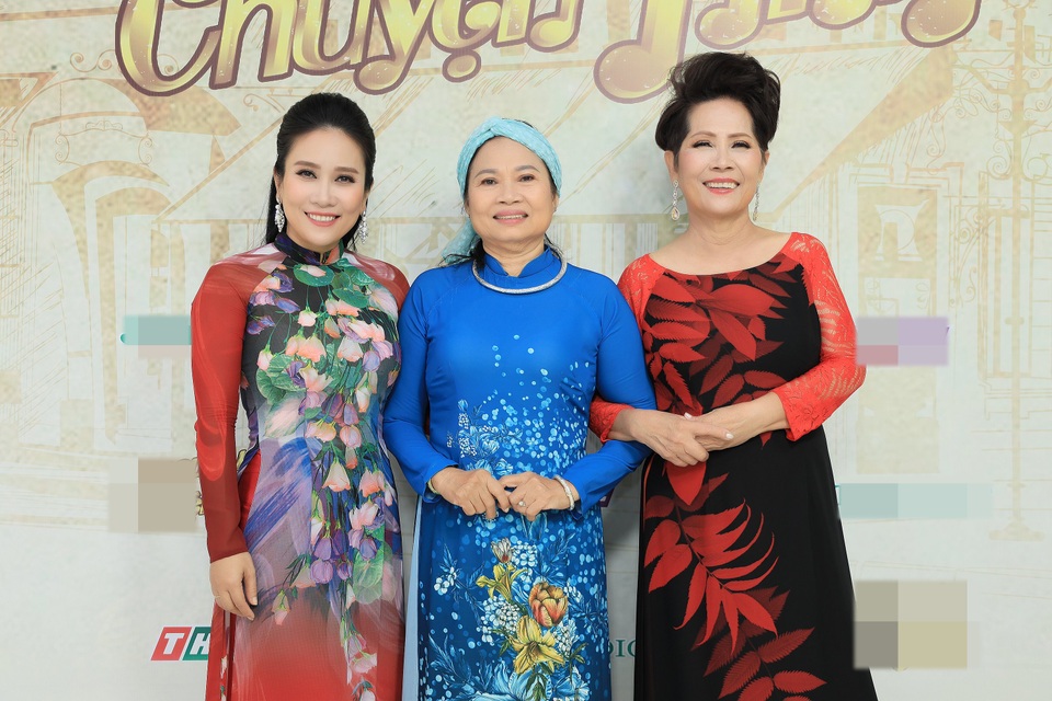 NSƯT Vân Khánh: Cuộc sống bây giờ hiện đại nhưng mọi thứ mong manh lắm - 2 NSƯT Vân Khánh: Cuộc sống bây giờ hiện đại nhưng mọi thứ mong manh lắm - 2