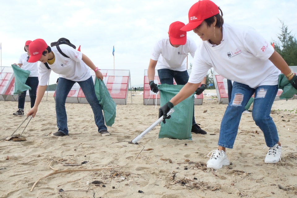 Hơn 800 tình nguyện viên cùng “Giải cứu đại dương” ở Đà Nẵng - 4 Hơn 800 tình nguyện viên cùng “Giải cứu đại dương” ở Đà Nẵng - 4