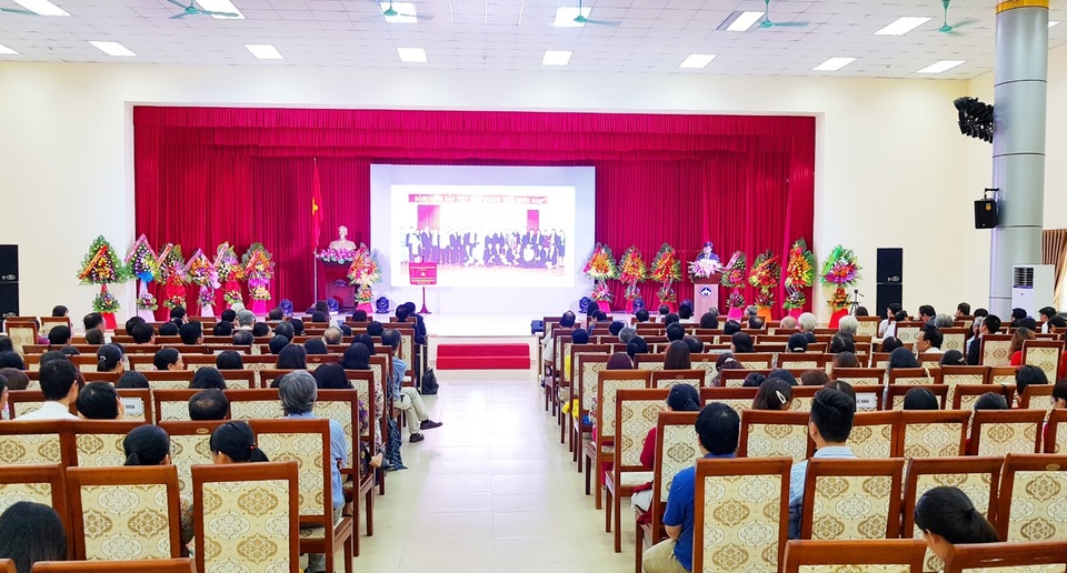 Trường ĐH Ngoại ngữ, ĐH Huế - môi trường học tập lý tưởng cơ hội việc làm cao cho SV - 3 Trường ĐH Ngoại ngữ, ĐH Huế - môi trường học tập lý tưởng cơ hội việc làm cao cho SV - 3