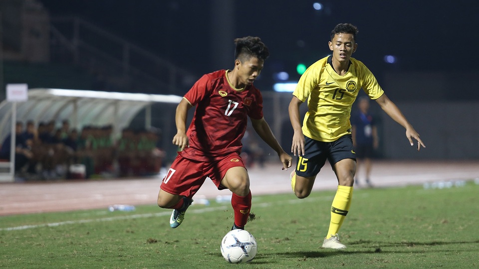 Bàn thắng may mắn giúp U18 Việt Nam đánh bại Malaysia tại giải Đông Nam Á - 4 Bàn thắng may mắn giúp U18 Việt Nam đánh bại Malaysia tại giải Đông Nam Á - 4