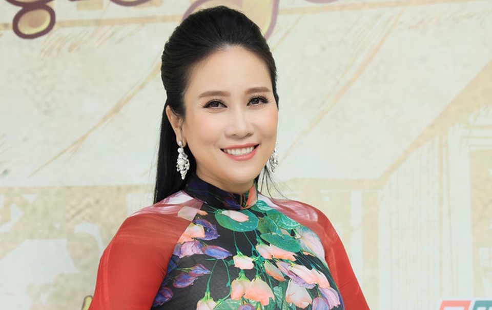 NSƯT Vân Khánh: Cuộc sống bây giờ hiện đại nhưng mọi thứ mong manh lắm - 1 NSƯT Vân Khánh: Cuộc sống bây giờ hiện đại nhưng mọi thứ mong manh lắm - 1