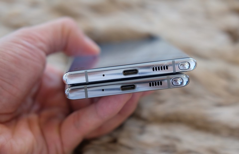 Vì sao Samsung loại bỏ giắc cắm tai nghe 3,5mm và khe cắm thẻ nhớ trên Galaxy Note10? - 1 Vì sao Samsung loại bỏ giắc cắm tai nghe 3,5mm và khe cắm thẻ nhớ trên Galaxy Note10? - 1