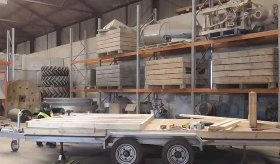 Không móng, không xi măng sắt thép, căn nhà 280 triệu đồng khiến ai cũng mê - 8 Không móng, không xi măng sắt thép, căn nhà 280 triệu đồng khiến ai cũng mê - 8