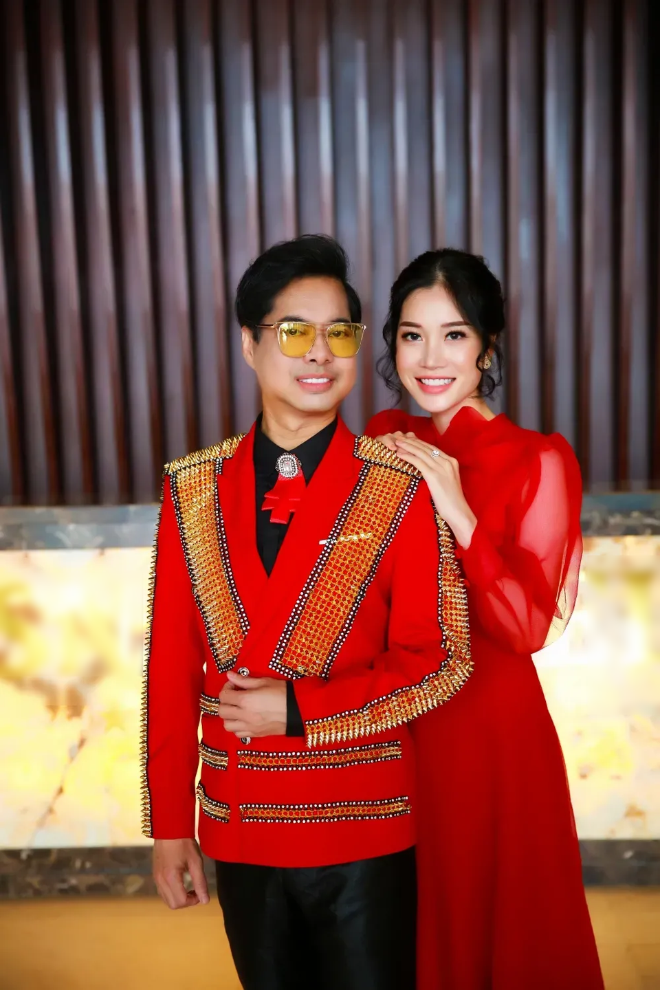 Ngọc Sơn tiết lộ về bộ ảnh cưới kỳ lạ cùng danh tính “cô dâu bí ẩn” - 8 Ngọc Sơn tiết lộ về bộ ảnh cưới kỳ lạ cùng danh tính “cô dâu bí ẩn” - 8