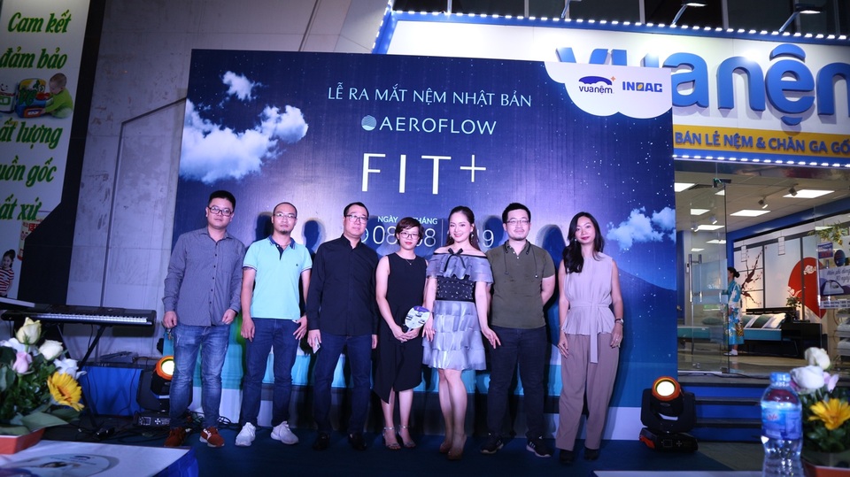 Diễn viên Lan Phương chia sẻ bí quyết cân bằng cuộc sống chỉ bằng việc “ngủ” - 6 Diễn viên Lan Phương chia sẻ bí quyết cân bằng cuộc sống chỉ bằng việc “ngủ” - 6