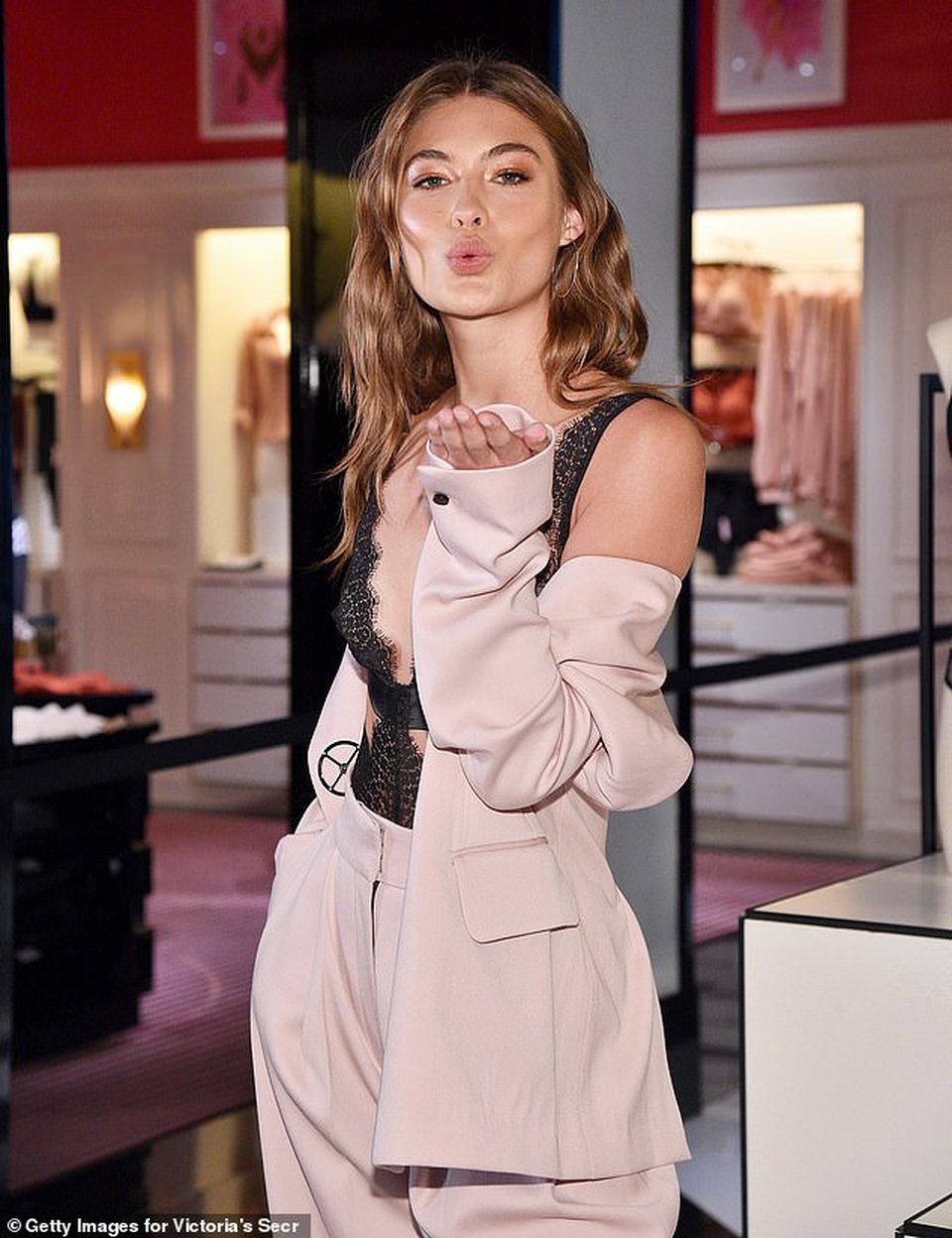 Dàn thiên thần nội y đọ dáng thon, ngực đầy - 6 Dàn thiên thần nội y đọ dáng thon, ngực đầy - 6