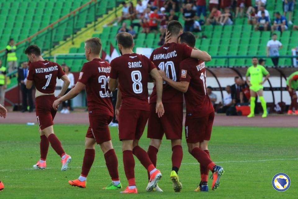 Đội bóng của doanh nhân Nguyễn Hoài Nam lại thất bại ở Europa League - 1 Đội bóng của doanh nhân Nguyễn Hoài Nam lại thất bại ở Europa League - 1