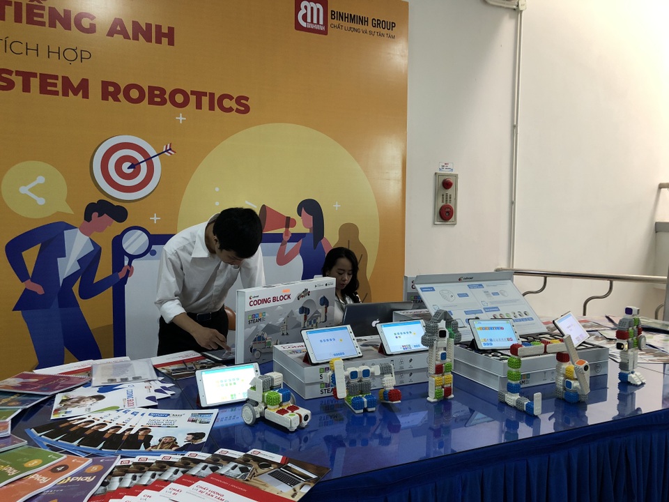 Ứng dụng công nghệ thông tin trong dạy, học ngoại ngữ là xu thế toàn cầu - 1 Ứng dụng công nghệ thông tin trong dạy, học ngoại ngữ là xu thế toàn cầu - 1