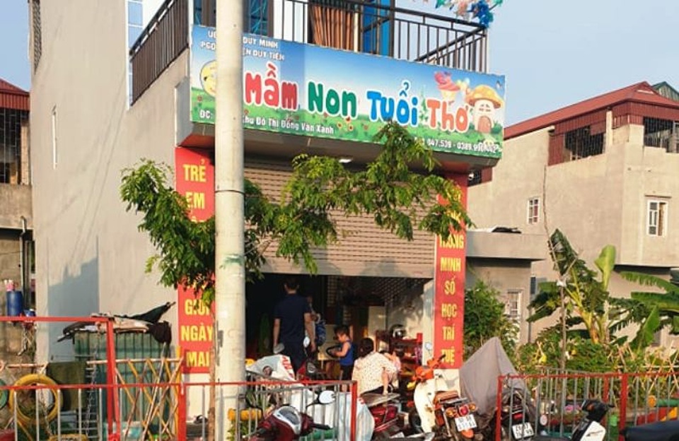 Bộ Giáo dục yêu cầu báo cáo về việc 3 trẻ mầm non bị bỏng trong lúc học kỹ năng thoát hiểm - 1 Bộ Giáo dục yêu cầu báo cáo về việc 3 trẻ mầm non bị bỏng trong lúc học kỹ năng thoát hiểm - 1