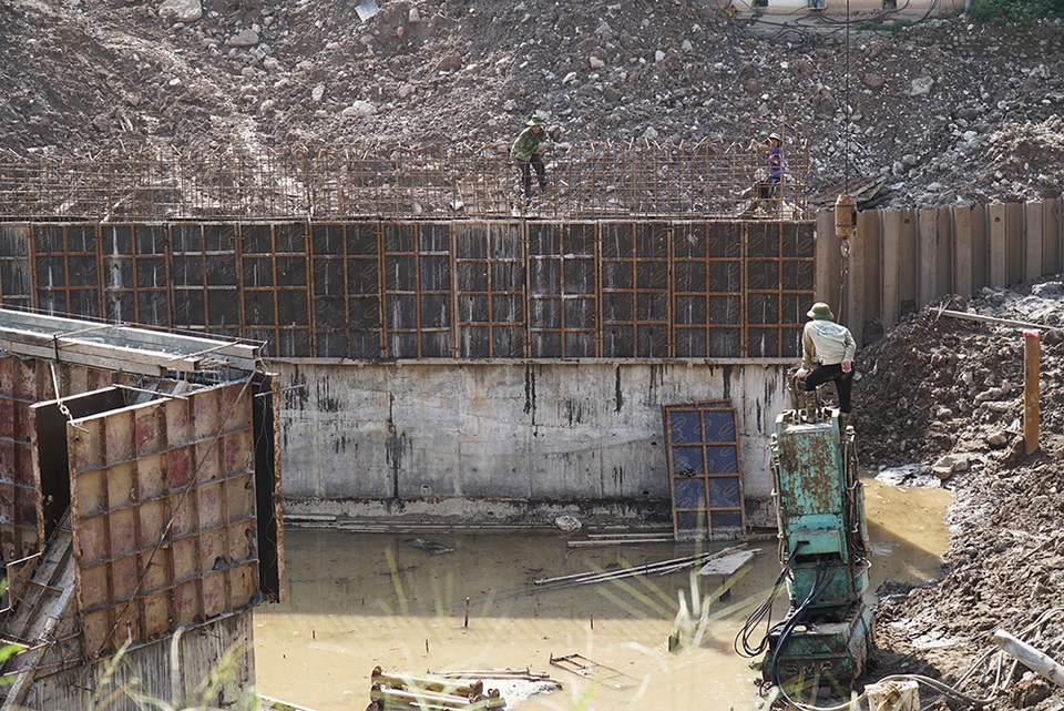 Toàn cảnh trạm bơm 7.464 tỷ đồng thoát nước cho phía Tây Hà Nội - 11 Toàn cảnh trạm bơm 7.464 tỷ đồng thoát nước cho phía Tây Hà Nội - 11