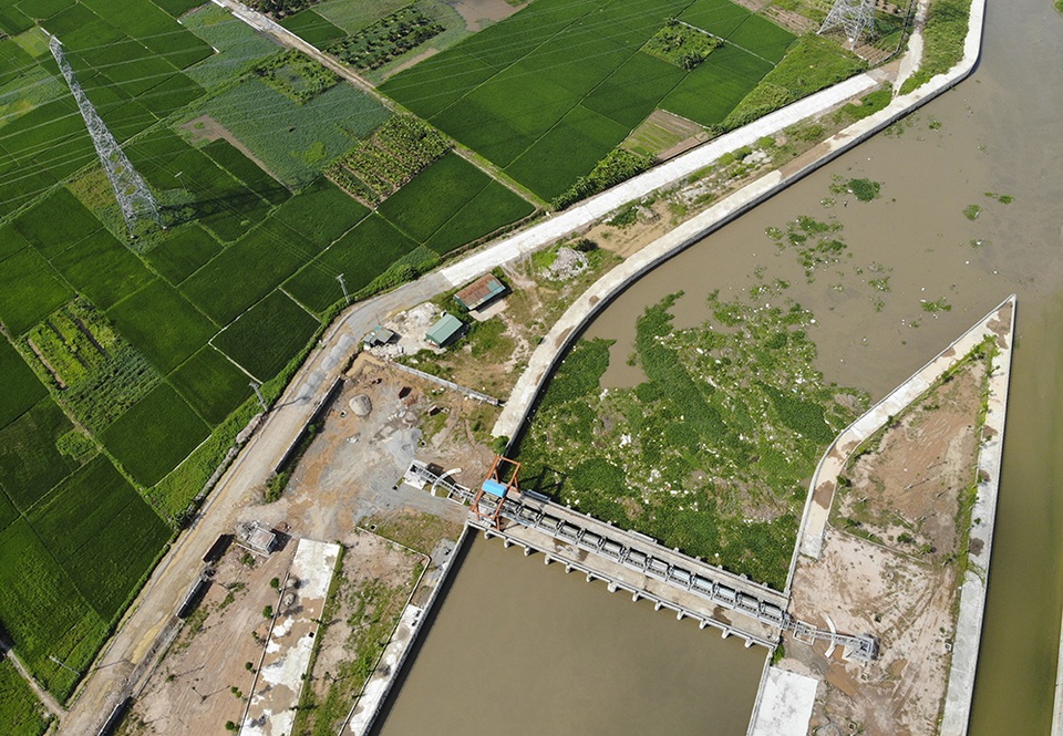 Toàn cảnh trạm bơm 7.464 tỷ đồng thoát nước cho phía Tây Hà Nội - 5 Toàn cảnh trạm bơm 7.464 tỷ đồng thoát nước cho phía Tây Hà Nội - 5