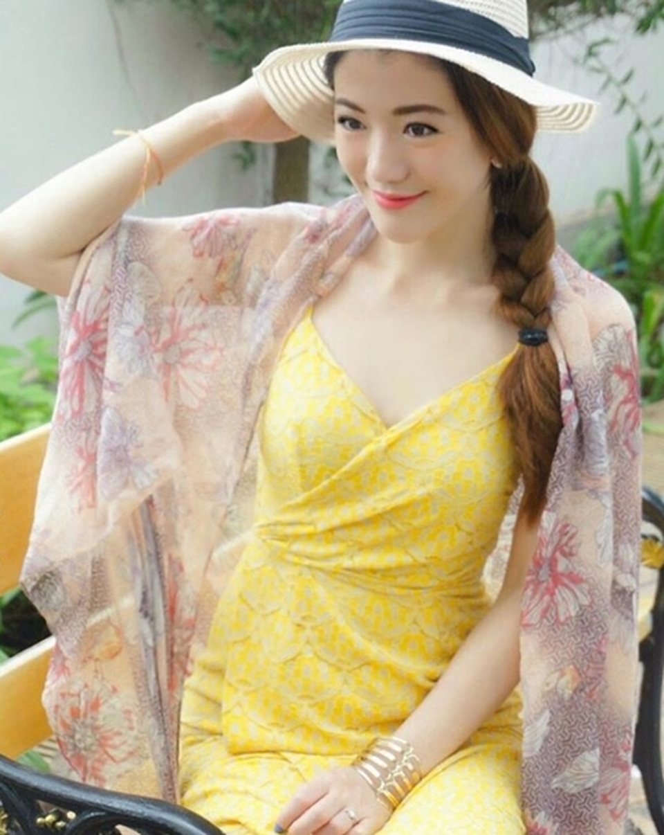Cô giáo kiêm tiếp viên hàng không hot nhất Thái Lan đẹp nhờ chăm sóc kỳ công - 8 Cô giáo kiêm tiếp viên hàng không hot nhất Thái Lan đẹp nhờ chăm sóc kỳ công - 8