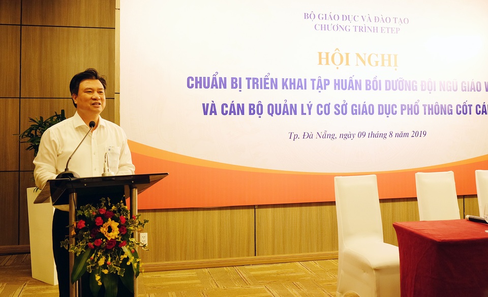 Thứ trưởng Bộ GDĐT: Giáo viên tốt, mang lại niềm vui cho học sinh - 1 Thứ trưởng Bộ GDĐT: Giáo viên tốt, mang lại niềm vui cho học sinh - 1