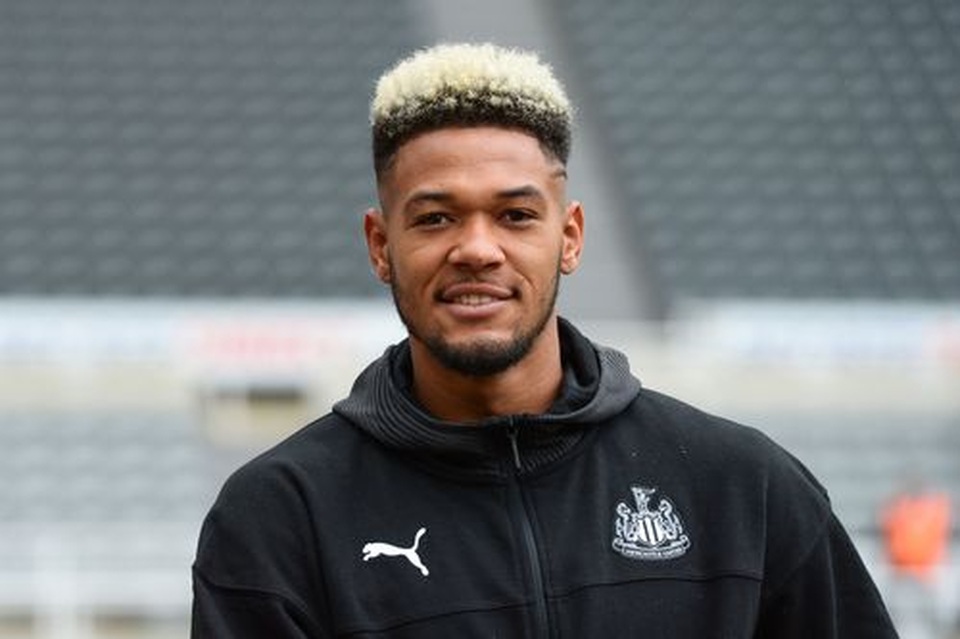 Newcastle 0-1 Arsenal: Pha lập công duy nhất của Aubameyang - 5