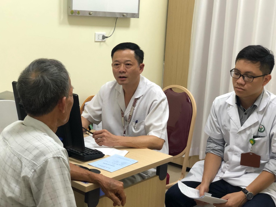 Mất chức năng đàn ông sau khi uống 10 thang thuốc nam mua hội chợ - 1