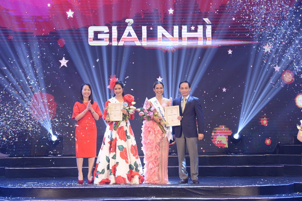 Á quân Tiếng hát ASEAN +3: Tôi hát bằng niềm kiêu hãnh vì là Người Việt Nam” - 3