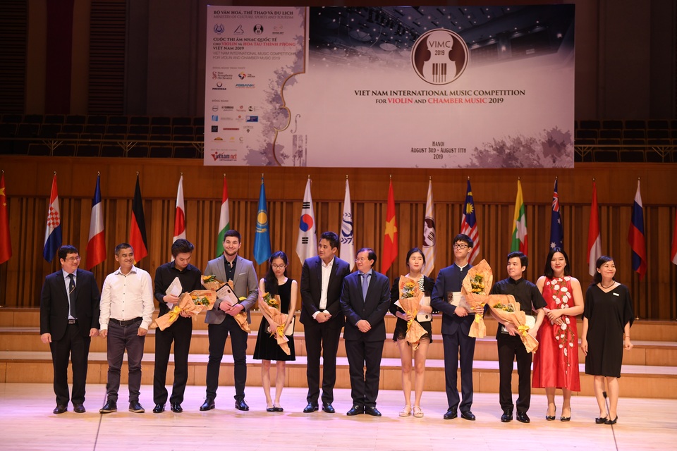 Giải thưởng gần 1 tỷ đồng cuộc thi violin và hòa tấu thính phòng đã có chủ - 6 Giải thưởng gần 1 tỷ đồng cuộc thi violin và hòa tấu thính phòng đã có chủ - 6
