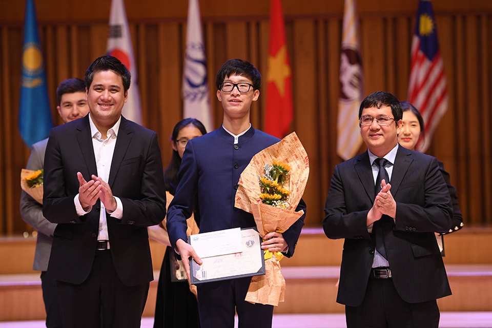 Giải thưởng gần 1 tỷ đồng cuộc thi violin và hòa tấu thính phòng đã có chủ - 2 Giải thưởng gần 1 tỷ đồng cuộc thi violin và hòa tấu thính phòng đã có chủ - 2