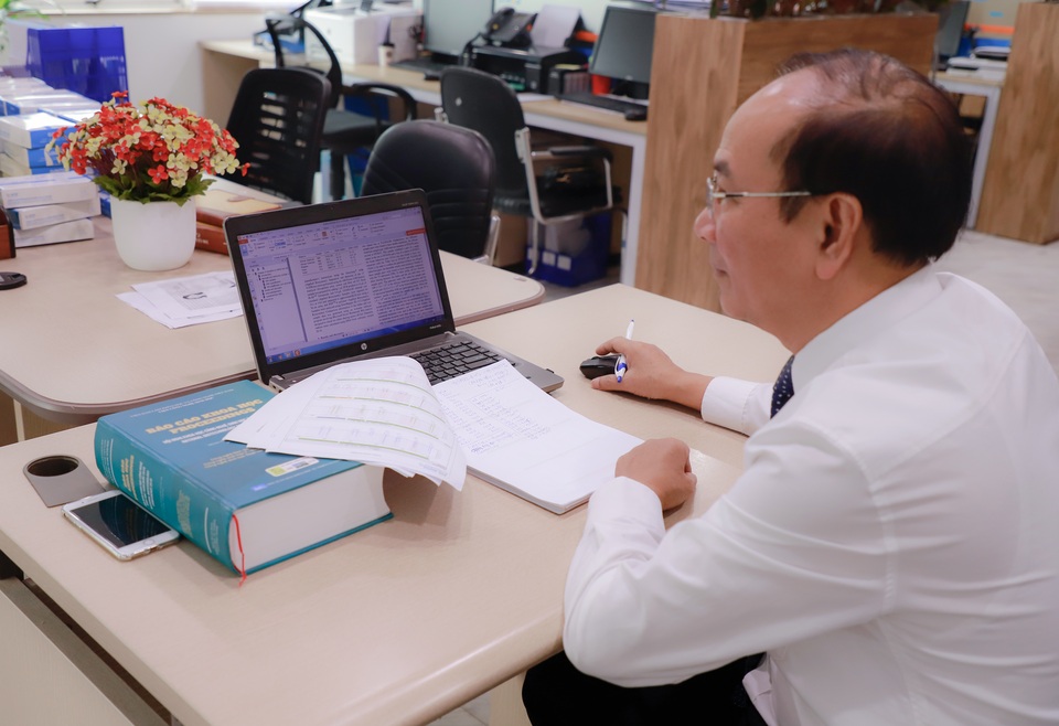 Cô gái đưa 4 người đàn ông đi xét nghiệm ADN mới tìm ra cha đẻ của con - 2 Cô gái đưa 4 người đàn ông đi xét nghiệm ADN mới tìm ra cha đẻ của con - 2