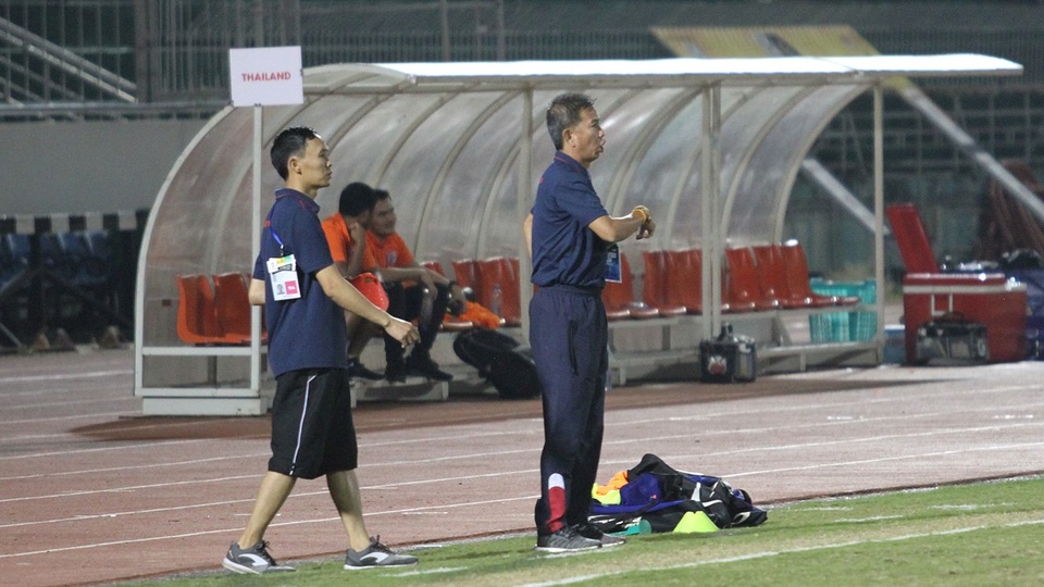 Hòa U18 Thái Lan, U18 Việt Nam mong manh cơ hội đi tiếp - 4 Hòa U18 Thái Lan, U18 Việt Nam mong manh cơ hội đi tiếp - 4