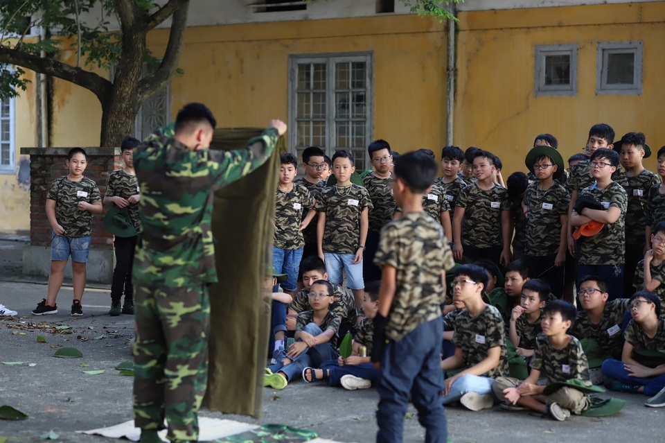 Học sinh thế kỉ 21 “Vượt khổ” đã khó, “Vượt sướng” còn khó hơn! - 2 Học sinh thế kỉ 21 “Vượt khổ” đã khó, “Vượt sướng” còn khó hơn! - 2