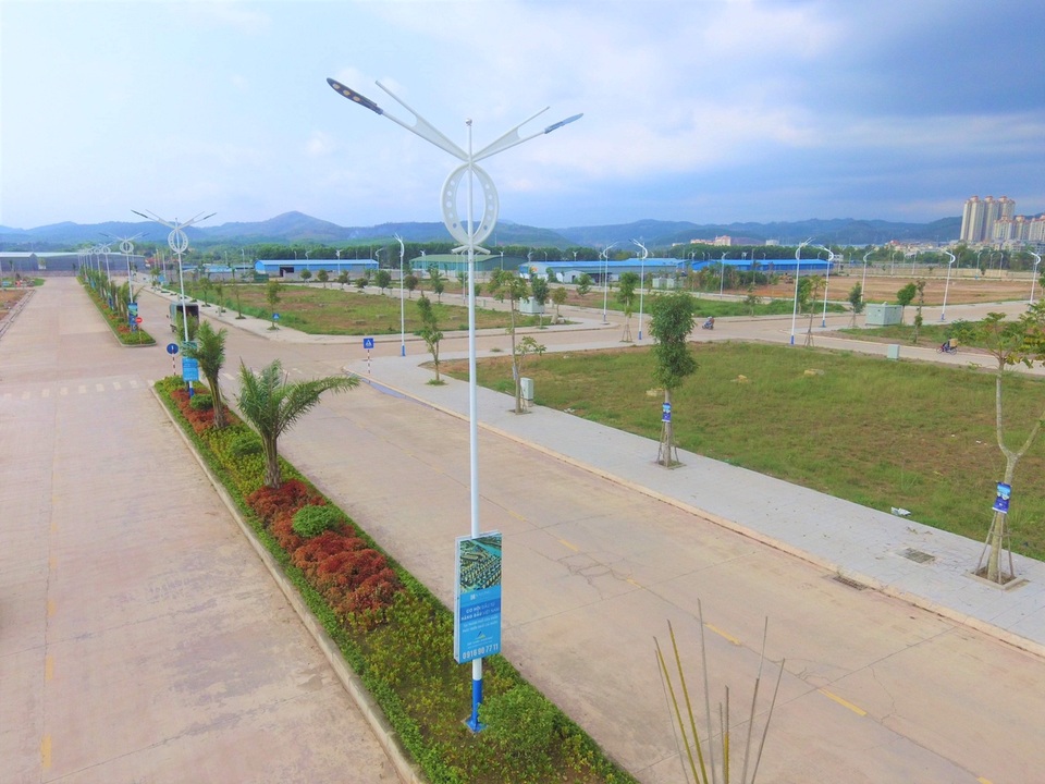 Thị trường địa ốc Quảng Ninh: Bất động sản Móng Cái lên ngôi - 4 Thị trường địa ốc Quảng Ninh: Bất động sản Móng Cái lên ngôi - 4