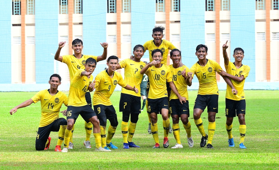 U18 Malaysia gây sốc nặng khi thắng đậm Australia tại giải Đông Nam Á - 2 U18 Malaysia gây sốc nặng khi thắng đậm Australia tại giải Đông Nam Á - 2