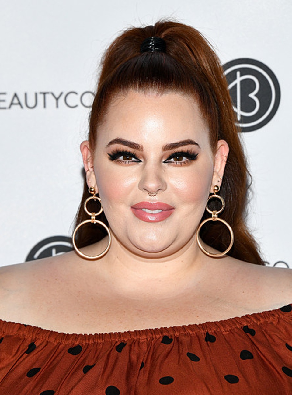 Người mẫu ngoại cỡ Tess Holliday duyên dáng dự sự kiện - 7