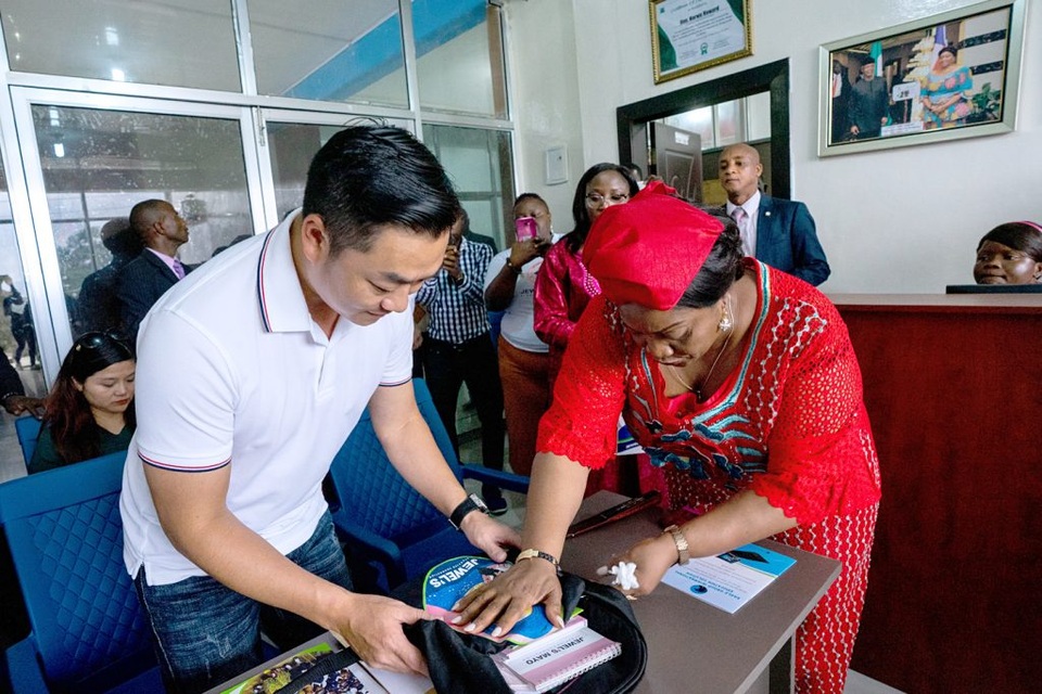 Trường Tiền Holding: Tiên phong đặt viên gạch hợp tác đầu tiên trên đất Tây Phi - 5 Trường Tiền Holding: Tiên phong đặt viên gạch hợp tác đầu tiên trên đất Tây Phi - 5